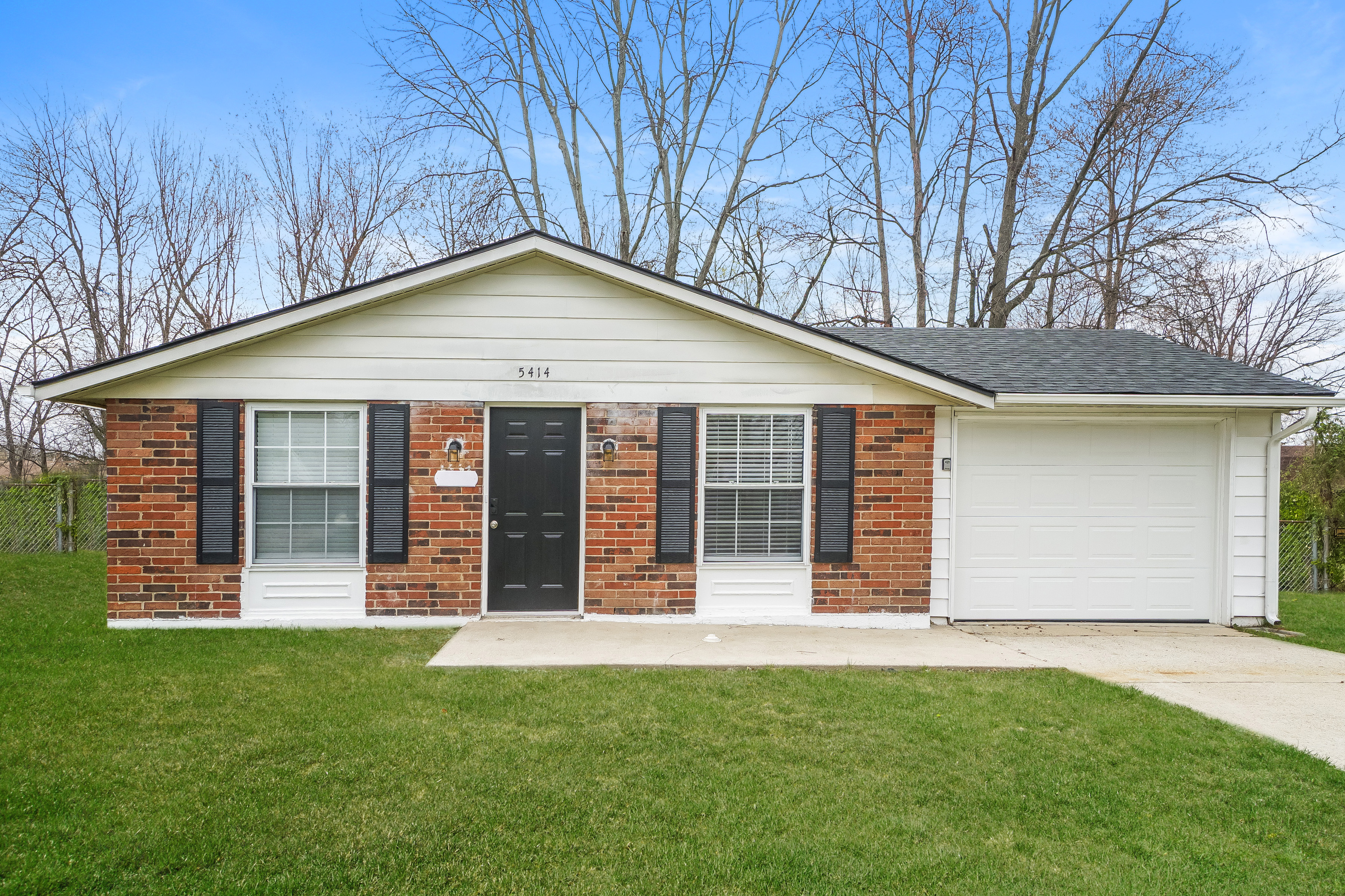 5414 ROBINWOOD RD LOUISVILLE, KY 40218